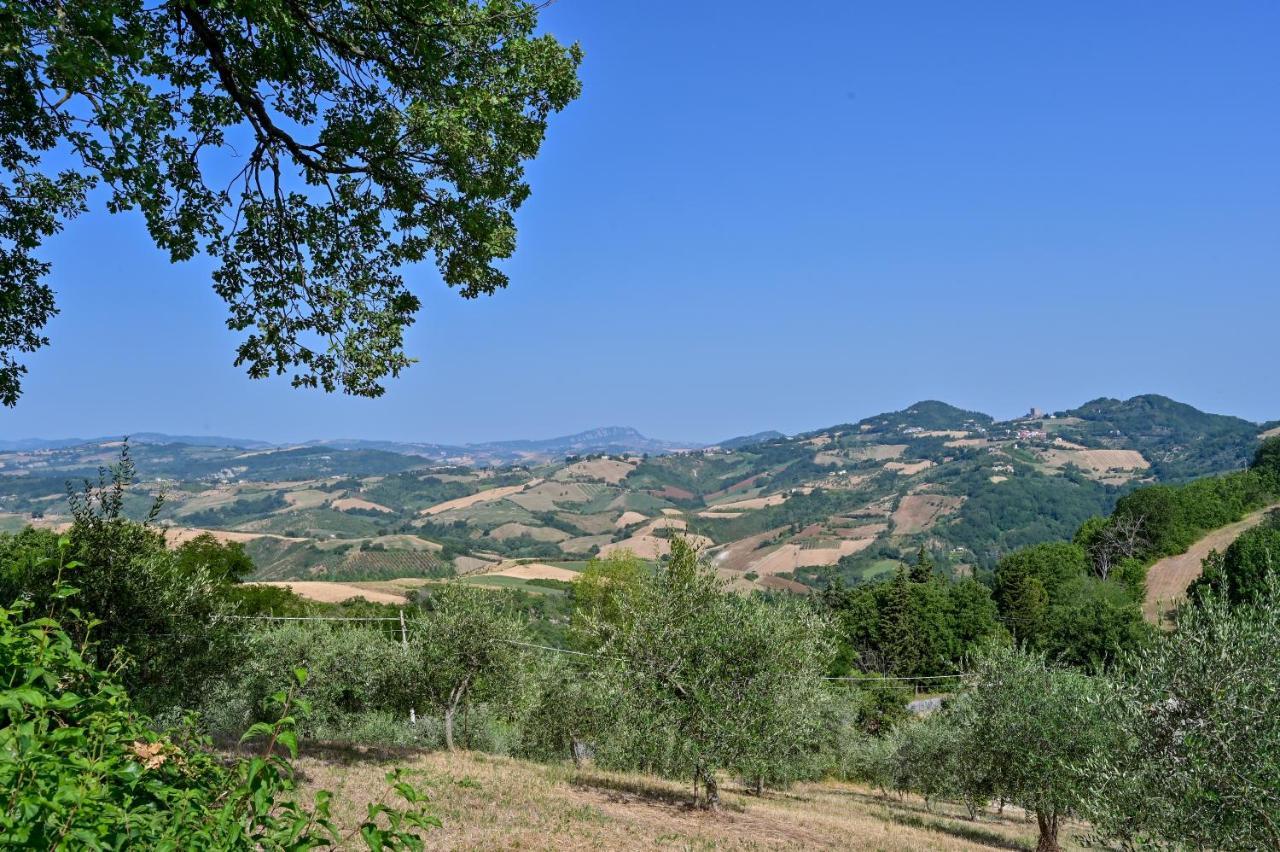 Casale Romani Country Residence Cerreto Castello Exterior photo
